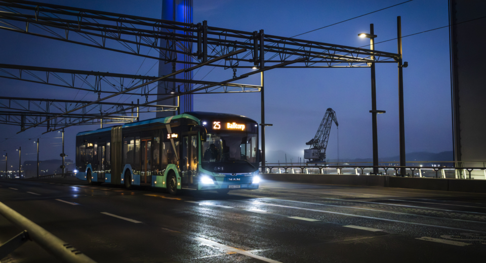 25 numarali otobus
